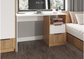 ИВИС Стол письменный СП-001